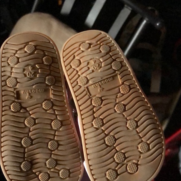 Mooshu Trainers - Picture 3 of 4